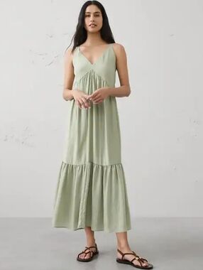Banana Republic Sage Green V-Neck Tiered Maxi Dress